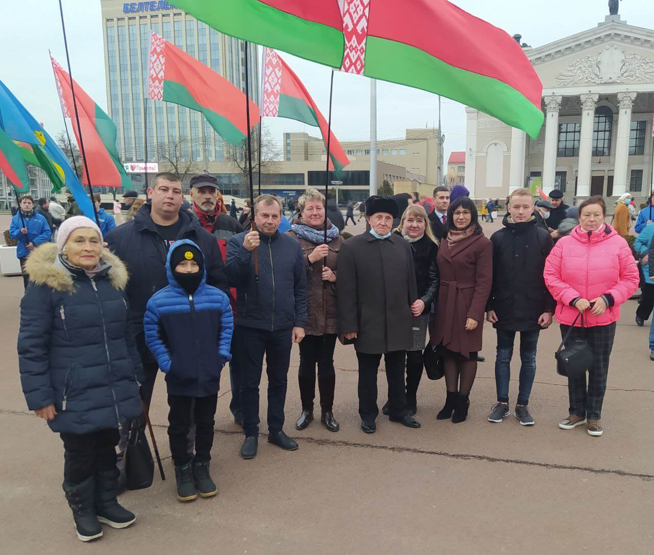 Торжественный митинг к 104-й годовщине Октябрьской революции