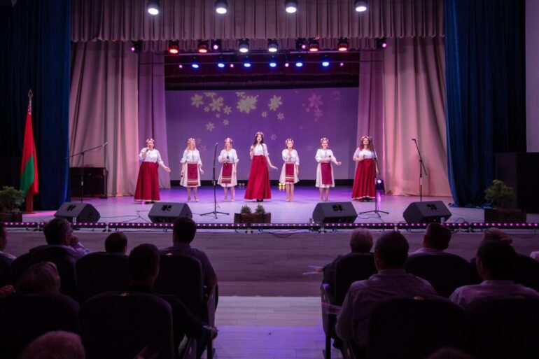 С Днём работников леса!