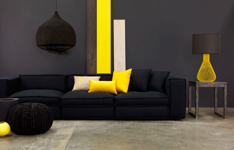 Черный с яркими акцентами: энергия и динамика